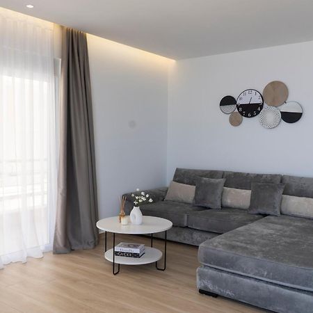 Mateo Apartments ساراندا المظهر الخارجي الصورة