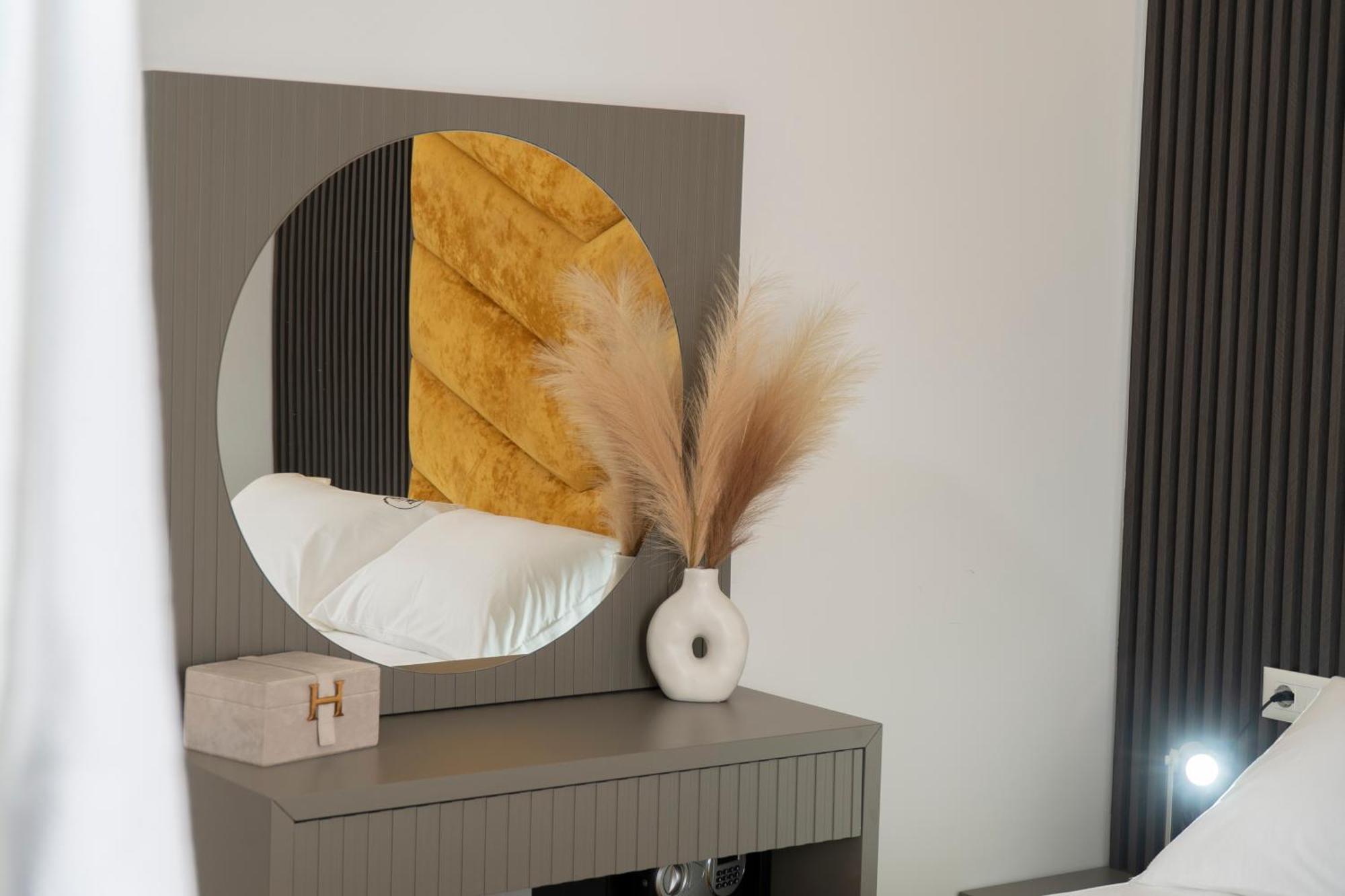 Mateo Apartments ساراندا المظهر الخارجي الصورة