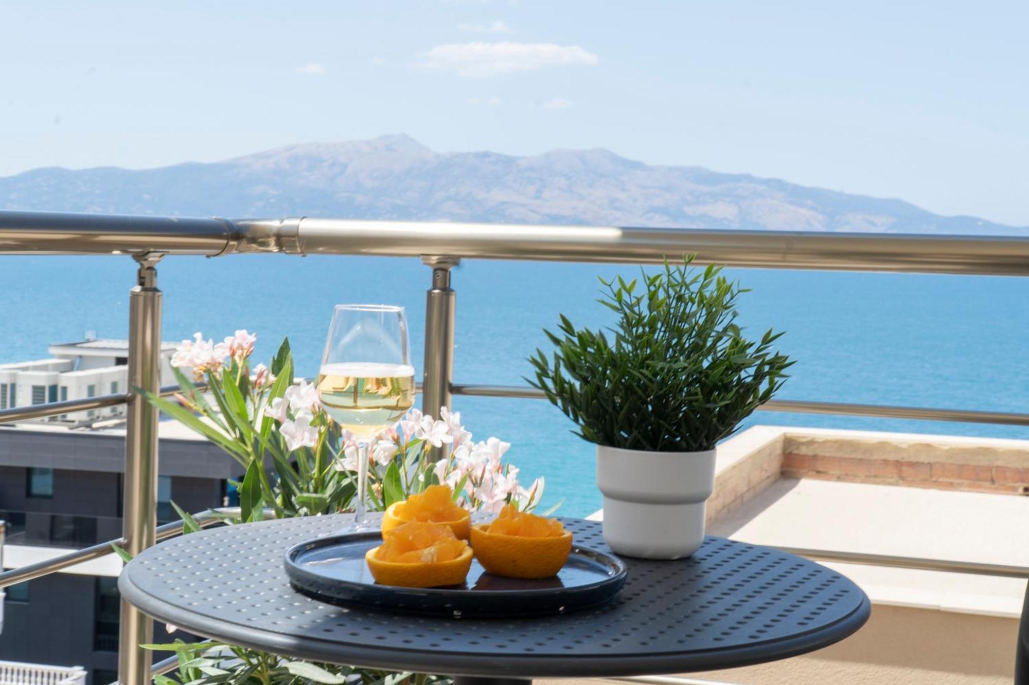 Mateo Apartments ساراندا المظهر الخارجي الصورة