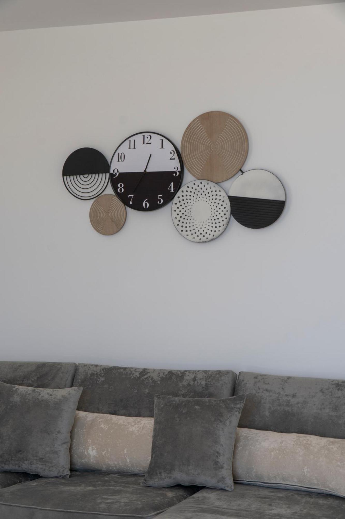 Mateo Apartments ساراندا المظهر الخارجي الصورة