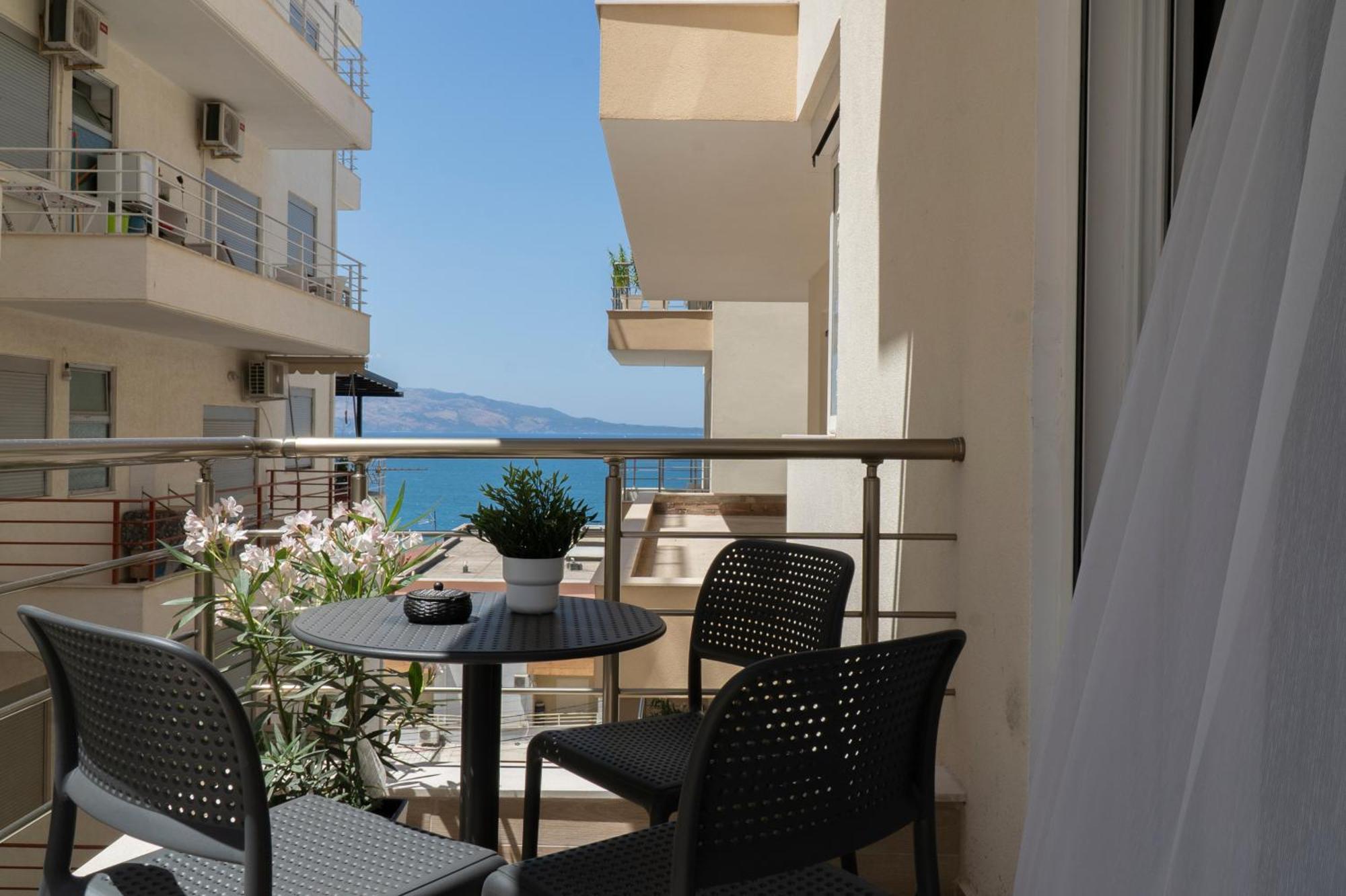 Mateo Apartments ساراندا المظهر الخارجي الصورة