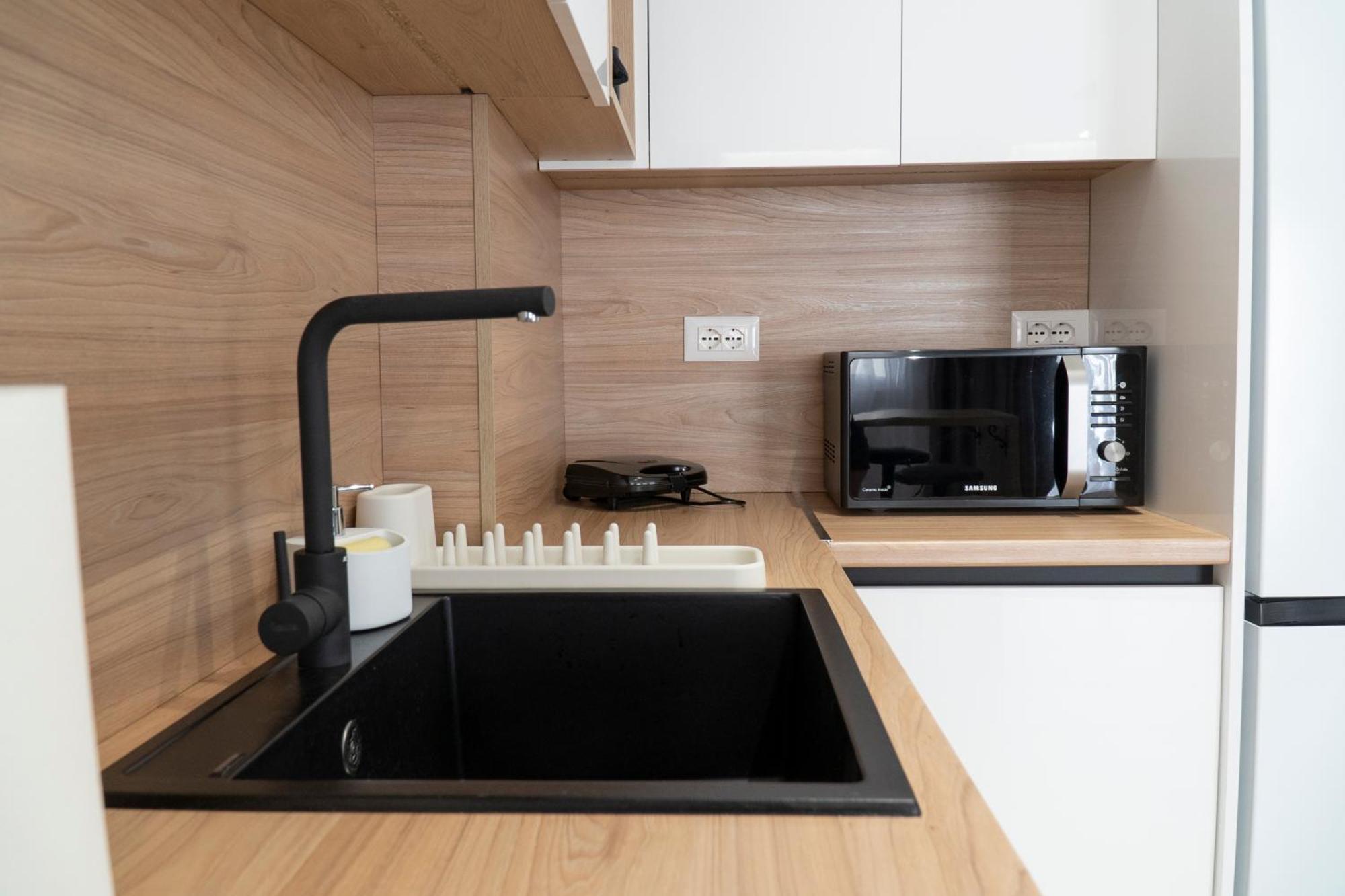Mateo Apartments ساراندا المظهر الخارجي الصورة