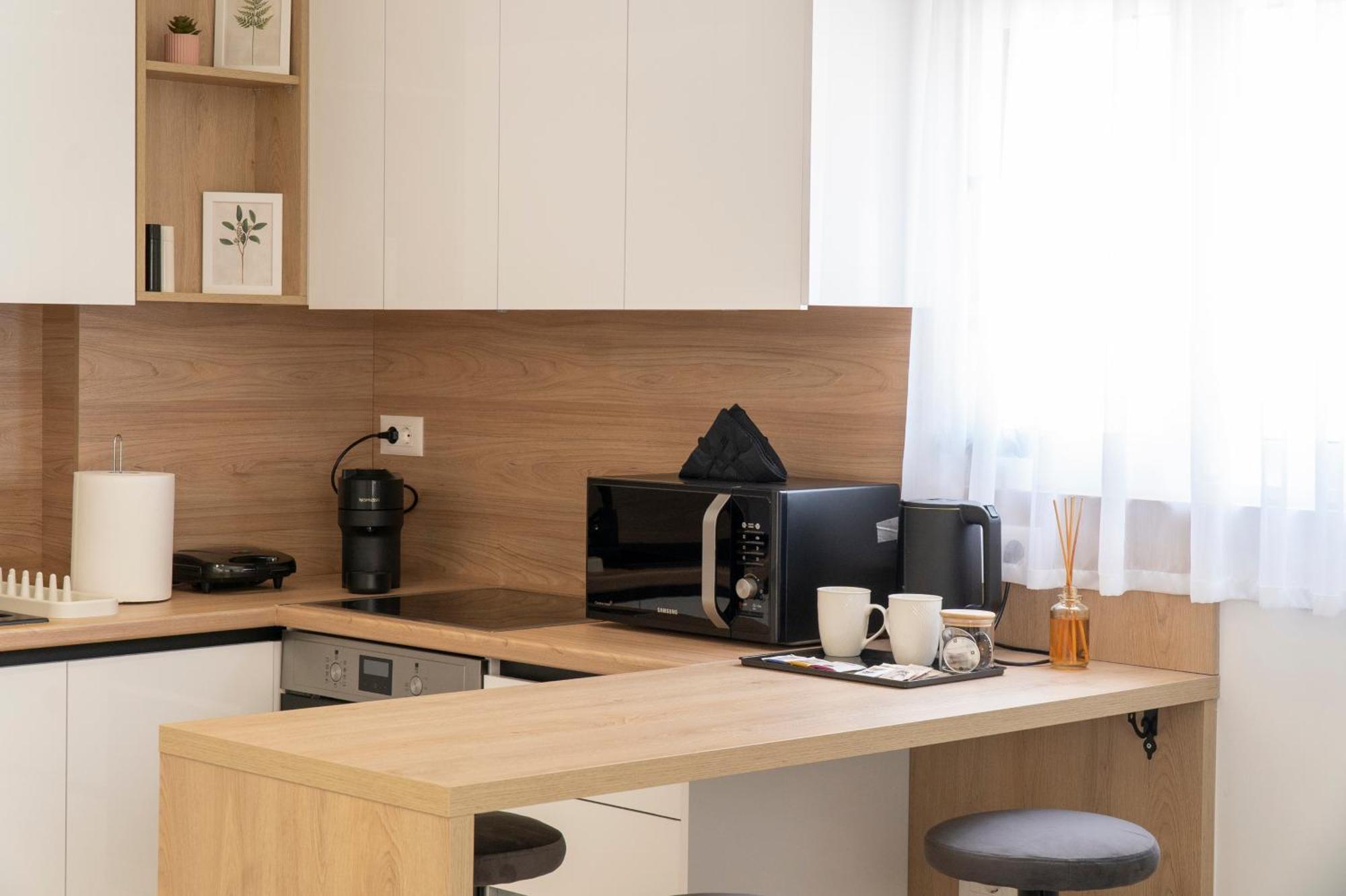 Mateo Apartments ساراندا المظهر الخارجي الصورة