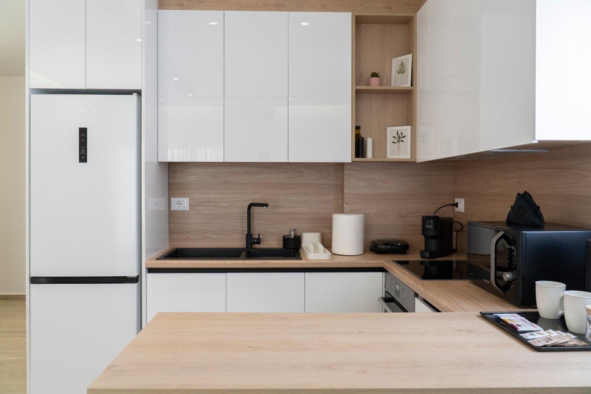 Mateo Apartments ساراندا المظهر الخارجي الصورة