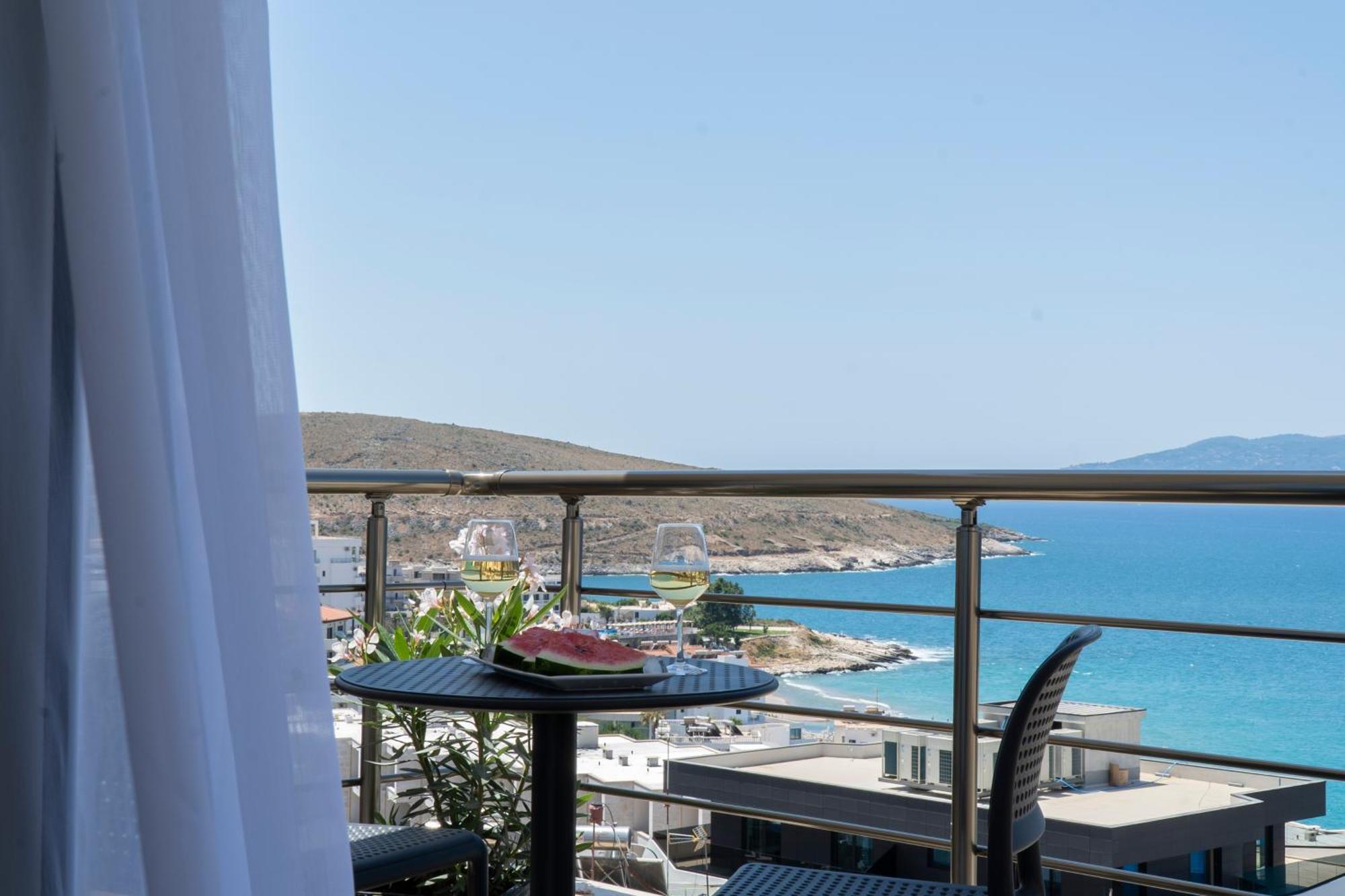 Mateo Apartments ساراندا المظهر الخارجي الصورة
