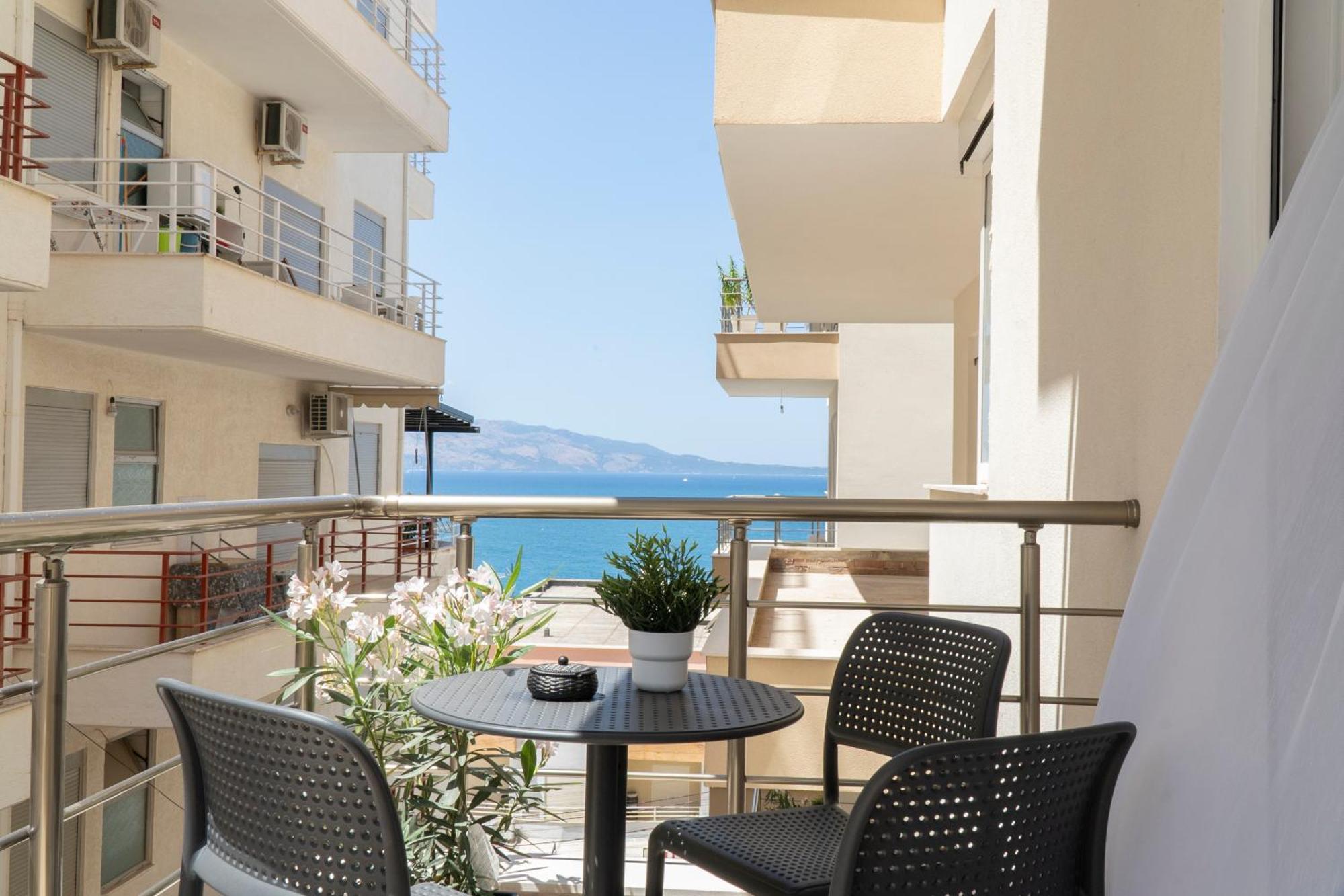 Mateo Apartments ساراندا المظهر الخارجي الصورة
