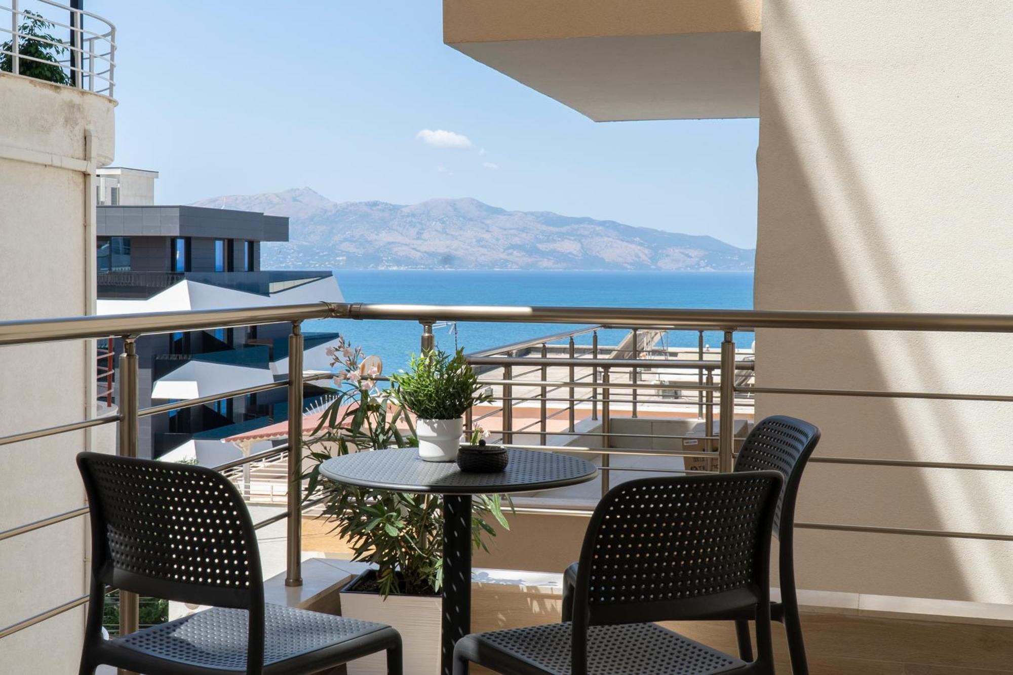 Mateo Apartments ساراندا المظهر الخارجي الصورة