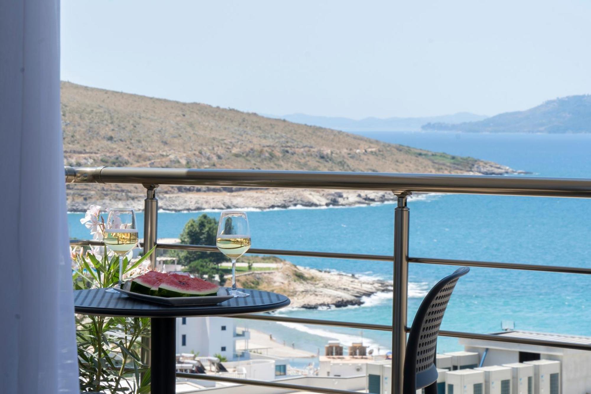Mateo Apartments ساراندا المظهر الخارجي الصورة